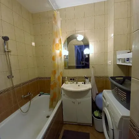 Zwykle Mieszkanie Dla Zwyklych Ludzi 아파트